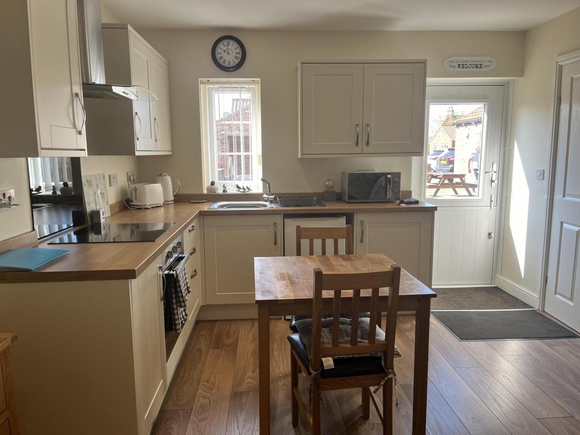 Cosy Village Location - One Bedroom Barn Barmston Eksteriør billede